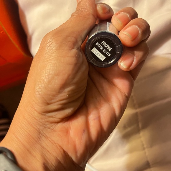 Makeup bundle - Picture 4 of 5